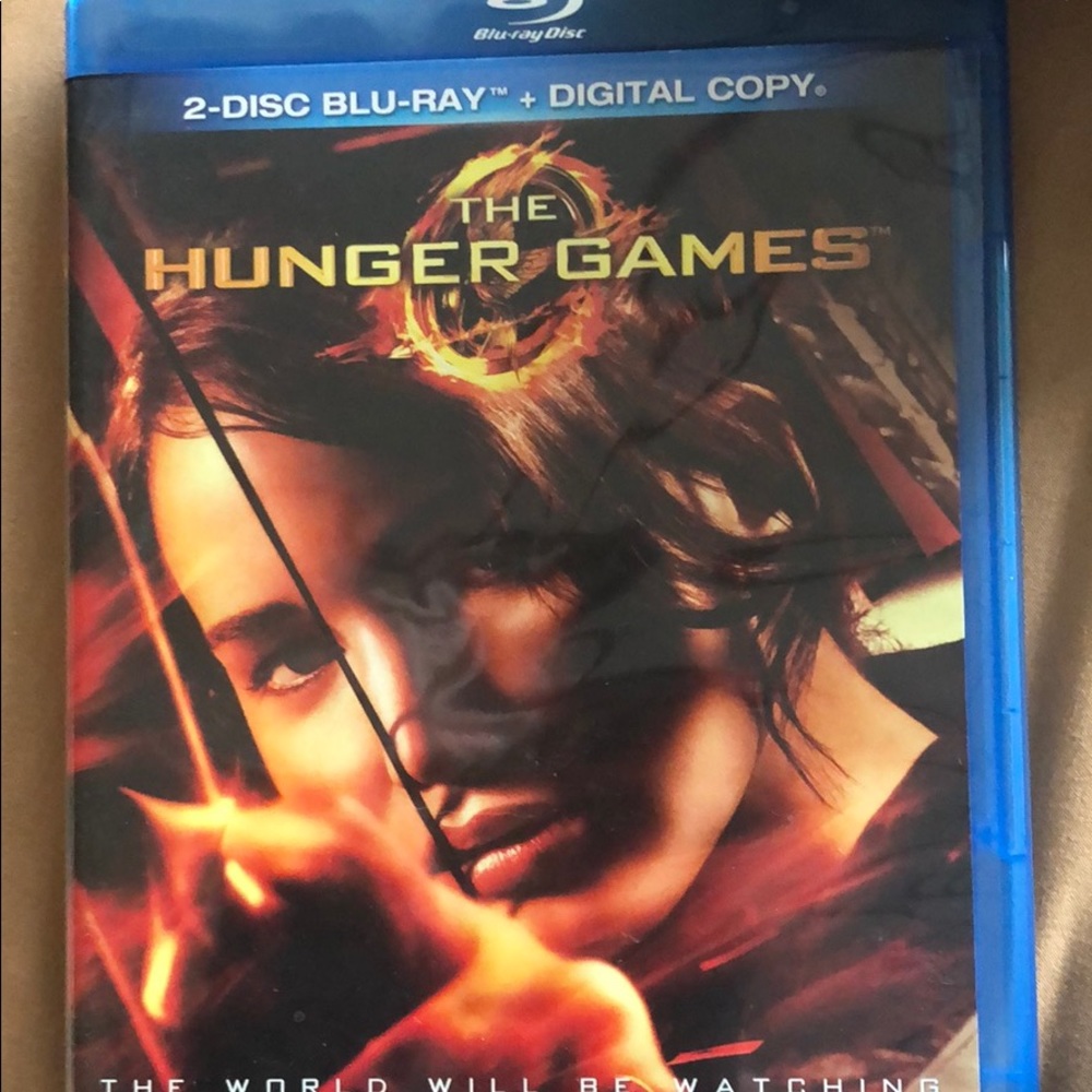 The Hunger Games 2 Disc Blu Ray